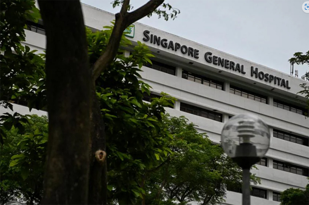  ​The electronic system at SGH categorises patients into high- and low-risk groups. ST PHOTO KUA CHEE SIONG
