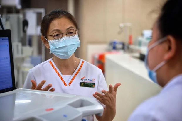  ​SGH deputy director of nursing Patricia Yong, 58, will receive the Covid-19 Public Administration Medal (Bronze). ST PHOTO JASON QUAH